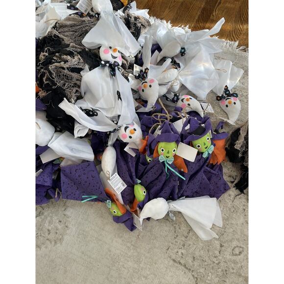 NWT Huge Lot Of Hanging 12” Witches, Ghosts And Ghouls Halloween Decor About 300 - Picture 3 of 5